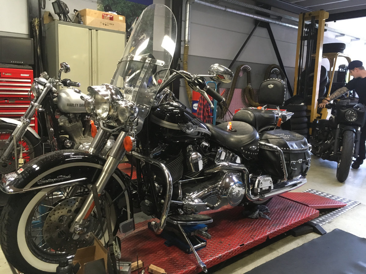 FvdD: Heritage Softail Classic